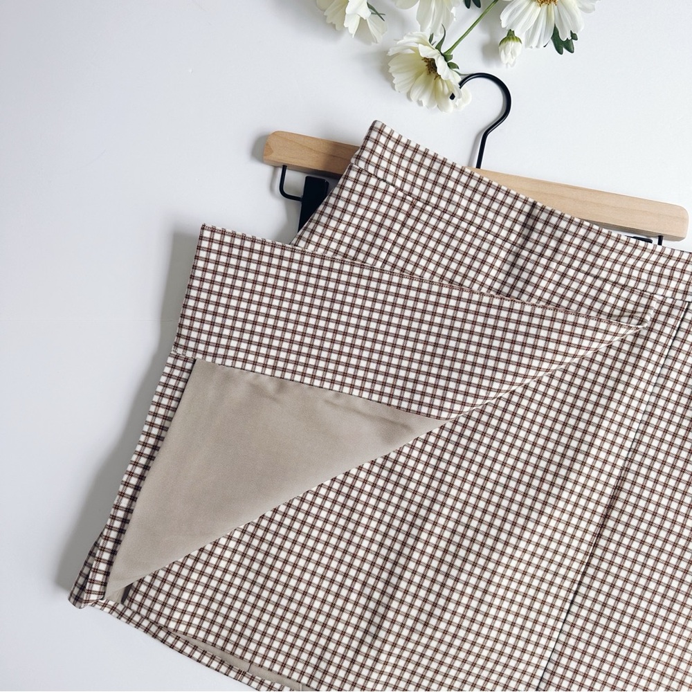 NWOT Women’s Theory Plaid Tan Checkered Mini Skirt - Picture 5 of 7